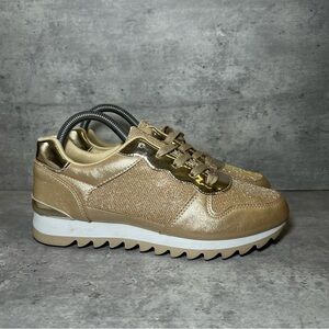 Menina Ariana Sneakers Womens sz 9 - gold